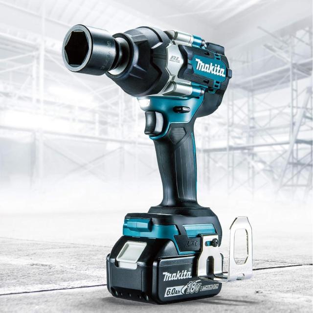 マキタ makita 充電式インパクトレンチ 18V バッテリ・充電器・ケース別売 TW700DZ 本体のみ 充電式 インパクトレンチ