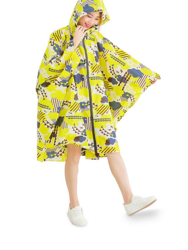 レインコート レディース 自転車 レインポンチョ おしゃれ ロータス式の撥水性 収納袋付き 綺麗 可愛い 軽量 防風 防水 防汚の通販はau Pay マーケット ｈｕｋｉｈｏｕｓｅ