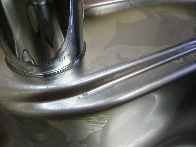 無料サンプル付 水垢取り 水垢 取り 洗剤 水あか 水アカ クエン酸で落ちない頑固な水垢落とし 業務用 水アカ洗剤 蛇口 の通販はau Pay マーケット お掃除 コーティングの専門店ｋｉｓ