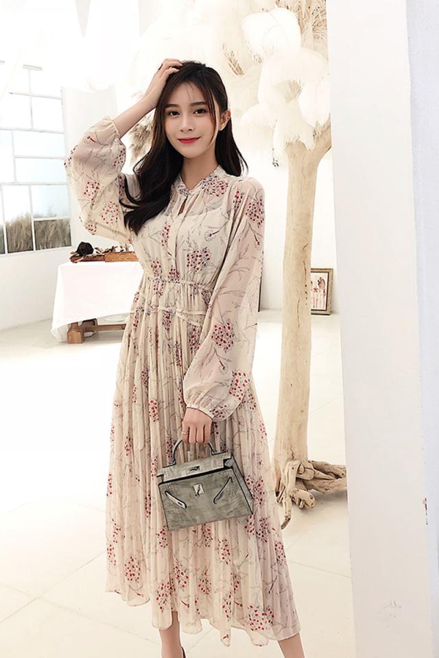 レトロなシフォンワンピース 長袖 プリーツスカート Aライン ロングスカート 長袖 花柄 フラワーの通販はau Pay マーケット Miyabeautyblessing Au Pay マーケット店