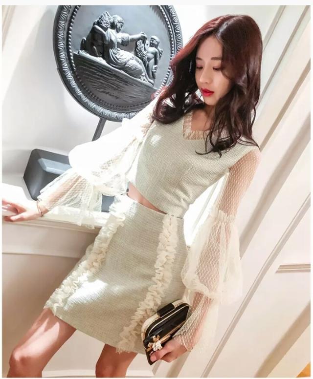 レース フレアスリーブ 19春 韓国ファッション セクシー Vネックの通販はau Pay マーケット Miyabeautyblessing Au Pay マーケット店