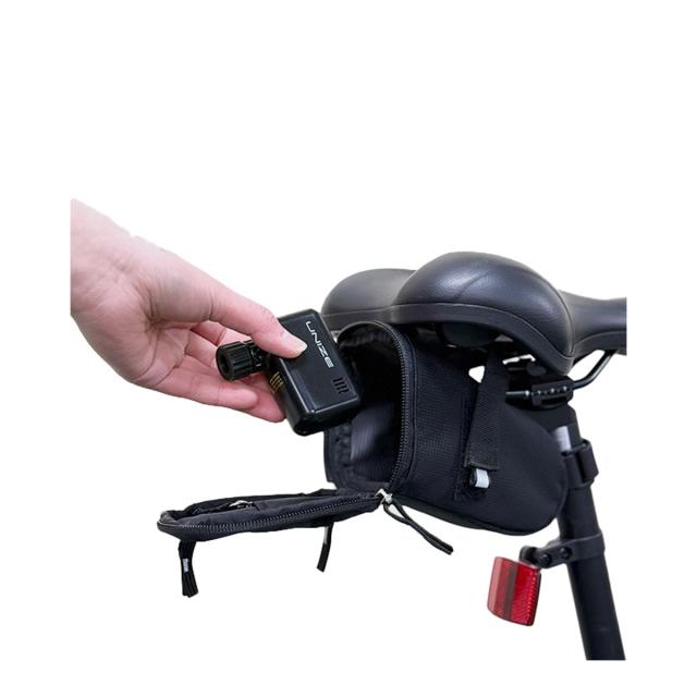 店頭受取限定 自転車 空気入れ アサヒ AUTO PUMP poket 電動空気入れ ブラック [20169]