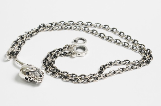 WEIRDO JEWERLY ウィアード ジュエリー SKULL PIPO シルバー925 ペンダントトップ 銀 GLAD HAND グラッドハンドの通販はau  PAY マーケット - アースマーケット | au PAY マーケット－通販サイト