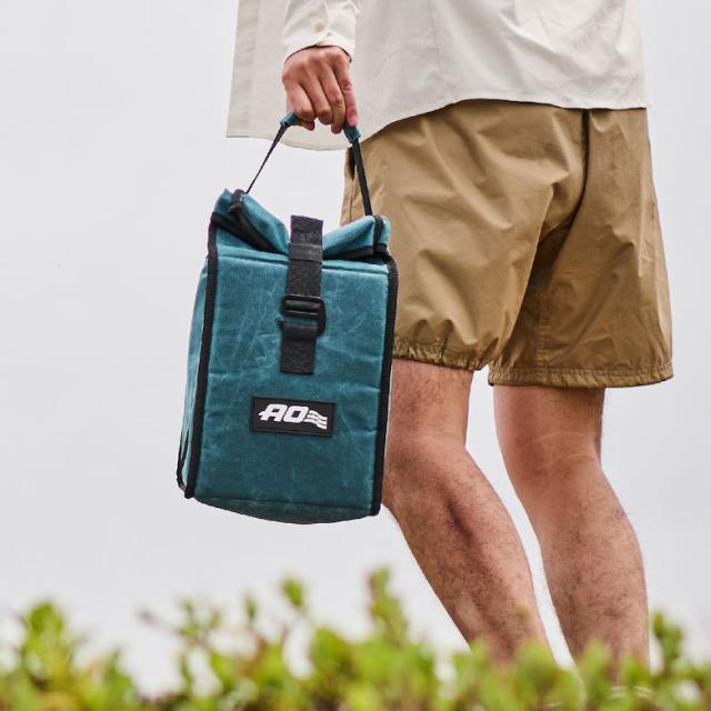 ソフトクーラー AOクーラーズ ランチクーラー フック ワックスドキャンバス 5.7L アウトドア クーラーボックス キャンプ 保冷 AOW6RT