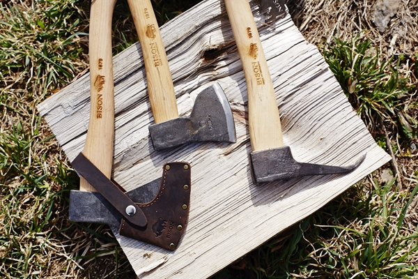 BISON AXE BP18-H1 ハンティングハチェット 手斧 多用斧 斧 薪割り アウトドア 焚火 暖炉