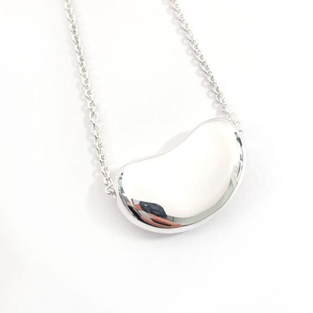 Tiffany & Co. クリスタル 十字架 シルバーネックレス Tiffany & Co. クリスタル 十字架 シルバーネックレス