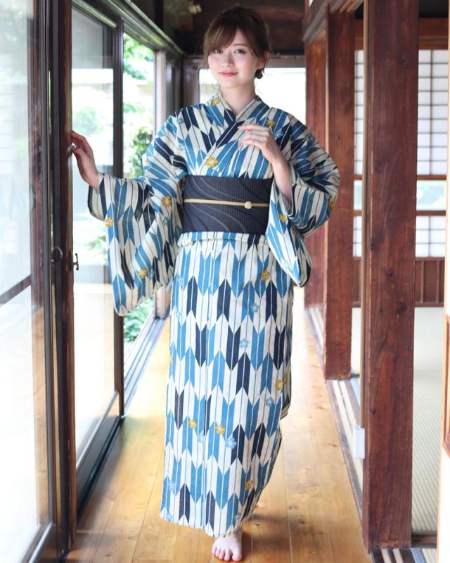 浴衣 レディース ３点セット 浴衣 帯 下駄 ネイビー 青 ベージュ 黒 桜 サクラ 矢絣 レトロ レトロモダン フリーサイズの通販はau Pay マーケット ゆかた館グレース