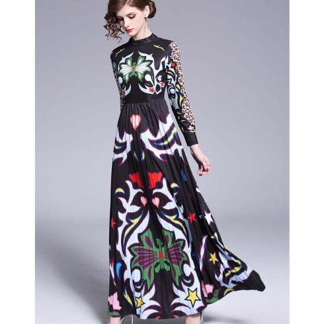 送料無料 カラフルで個性的なデザインのロングドレス パーティードレス 結婚式 ドレス 披露宴 二次会 卒業式 ワンピース かぶらない の通販はau Pay マーケット パーティードレス専門店 Vergarmo