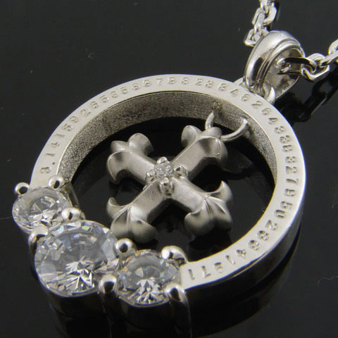KENBLOOD/ケンブラッド ラウンドフォルム＆ゴシッククロスペンダント/ネックレス  シルバー×シルバー 【KHP-145】【メンズ レディース・の通販は 11,704円