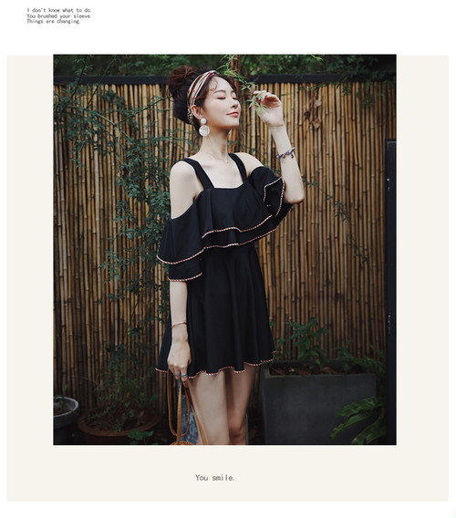 水着 ワンピース オフショルフリルの水着 大人かわいい オフショルダー フリル 体型カバー 細見え フェミニン ブラック シック ワンピーの通販はau Pay マーケット Sunny Place