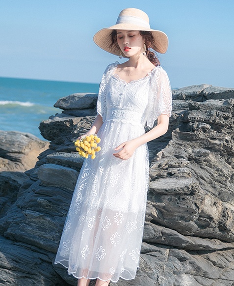 100 安心保証 ワンピース ホワイト パンチング刺繍 膝丈 花柄 春 夏 フレアー袖 シフォン フェミニン ガーリー リゾート 海 旅行 南国 韓国 ファッショ 絶対的存在へ 手放せない極上 Www Centrodeladultomayor Com Uy