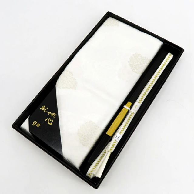 LLサイズ 留袖用 帯締め 帯揚げ 末広 3点セット 黒箱入り 末広セット 長尺タイプ 留袖用 扇子 礼装用 正絹帯揚げ 正絹帯締め 金銀扇子 黒留袖 色留袖 フォーマルセット 留袖用扇子 黒留袖用扇子 留袖小物 9,728円