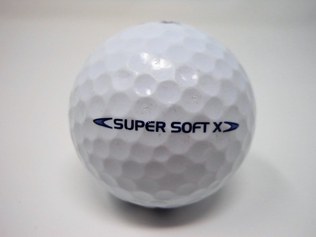 ゼクシオ Xxio Super Soft X スーパーソフトx ２０１７年 モデル ロストボール 特aランク ゴルフボール 中古 1球 の通販はau Pay マーケット Tgs Shop