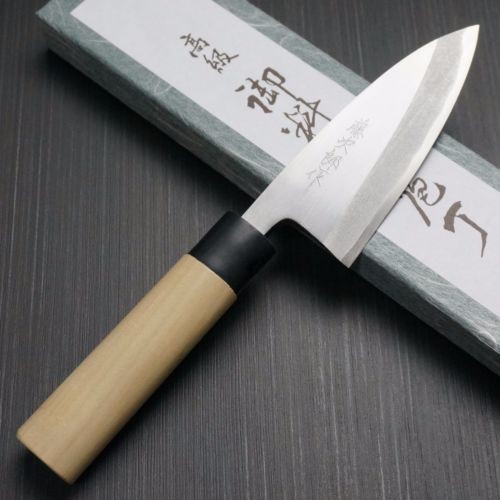 包丁 小出刃 105mm 藤次郎 藤次郎作 安来鋼白紙2号 鍛造 朴木柄 業務用 本職用 プロ用 噛み付くような切れ味の通販はau Pay マーケット 一心刃物