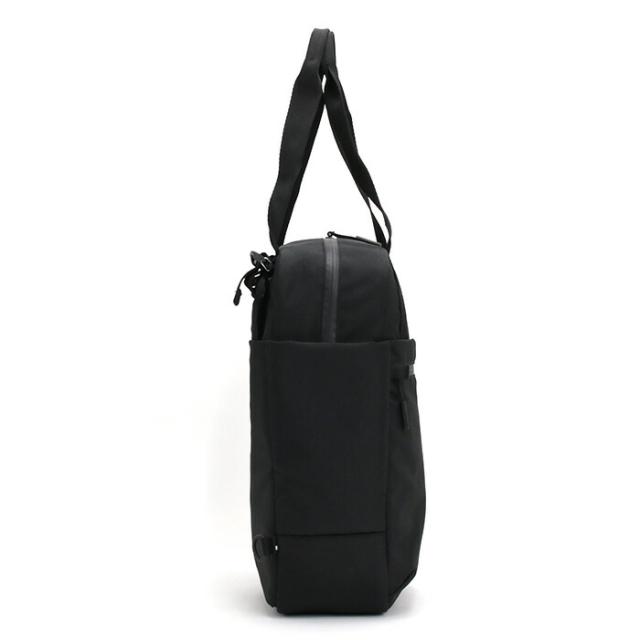 トートバッグ メンズ Incase インケース トートリュック 2Way Tote 15L 手提げ トート リュック バックパック デイパック 肩掛け ビジネスリュック ビジネス バッグ カバン 通勤 仕事 通学 PC収納 タブレット収納 A4 B4 撥水 丈夫 Transfer トランスファー 137213053015_10