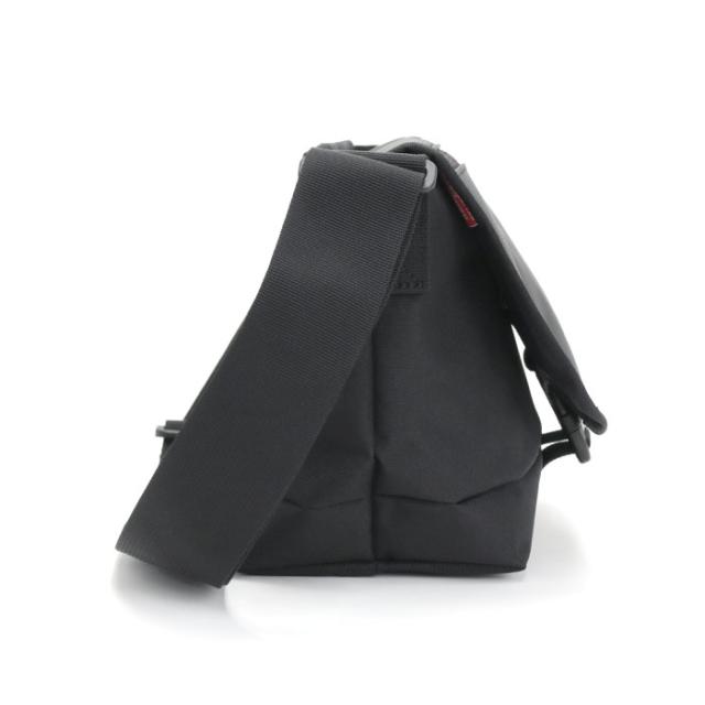 ManhattanPortage マンハッタンポーテージ ショルダーバッグ メッセンジャーバッグ メンズ レディース ショルダー フラップ バッグ カバン ブラック 黒 ユニセックス アウトドア 旅行 サブバッグ 通勤 シンプル カジュアル 斜め掛け 斜め掛けバッグ A5 MP1605JRFZPDHPWP_8