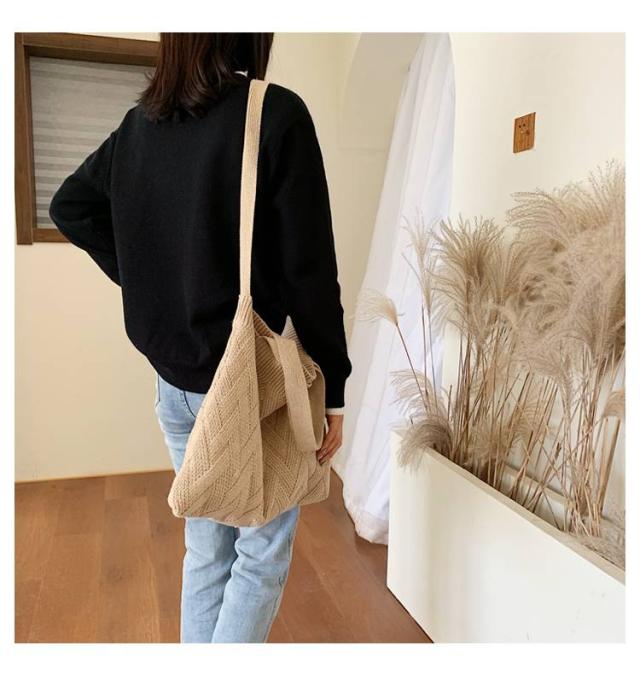 バック トートバック レディース 通勤バック 手持ちバック バケットバック 収納 大容量 柔らかい 薄い 軽い 使いやすい 正方形 四角 の通販はau Pay マーケット テラディズ オンラインショップ