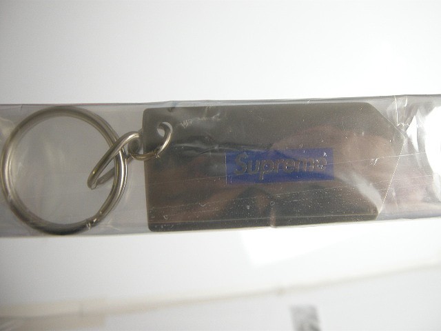 18aw Supreme シュプリーム Payphone Keychain ペイフォーン キーホルダー キーチェーン 18fw 18aw 18fw 秋冬 シルバー ブルー 銀 青の通販はau Pay マーケット ミッケ