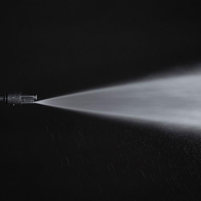 高圧洗浄 ハンディウォッシャー 充電式  ホワイト JHW-201 1台 アイリスオーヤマ 温水使用可能 コードレス 2.2MPa