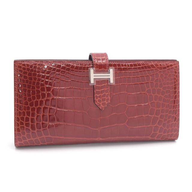 エルメス ベアンスフレ □Q刻印 2013年 アリゲーターシャイン ルージュアッシュ シルバー金具 二つ折り長財布 2つ折り長財布 中古 送料無料