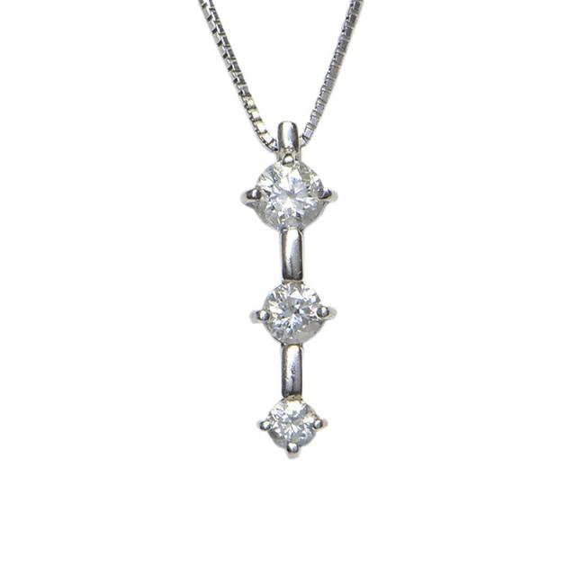 0.3ct天然ダイヤモンドネックレス Pt900 Pt850 3連ダイヤネックレス 三粒ダイヤ 3P トリロジーネックレス プラチナ 地金2.4g 中古 送料無料