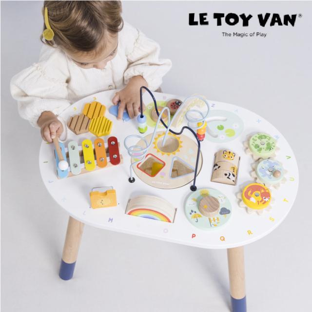 アクティビティテーブル TV0030 LE TOY VAN ルトイヴァン ルトイバン 木のおもちゃ 木製玩具 かわいい おしゃれ 海外 イギリス クリスマス　プレゼント 誕生日 出産祝い 知育玩具 子供 赤ちゃん 男の子 女の子