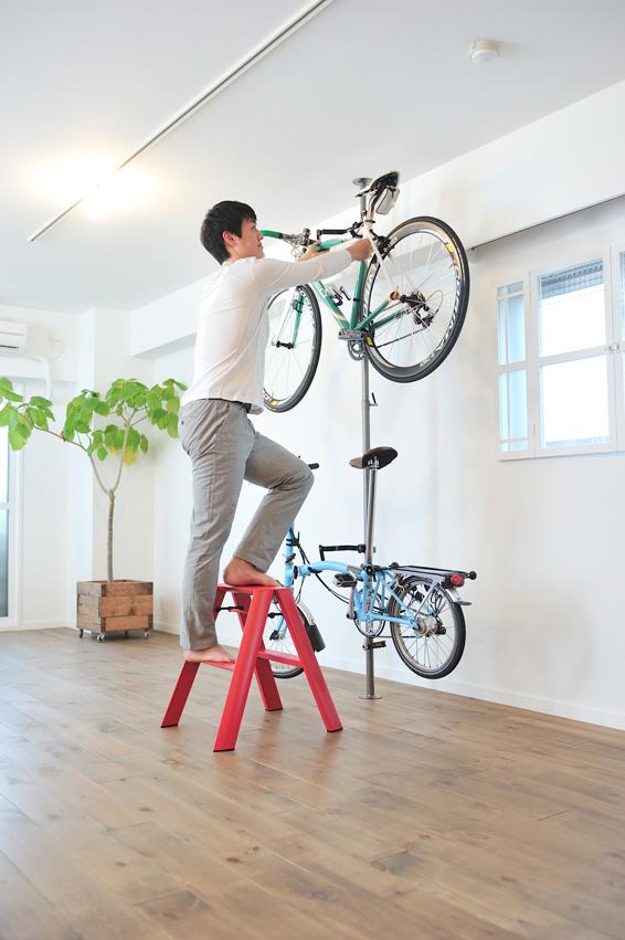 長谷川工業 lucano 2step red デザイン脚立 lucano 2-step Red