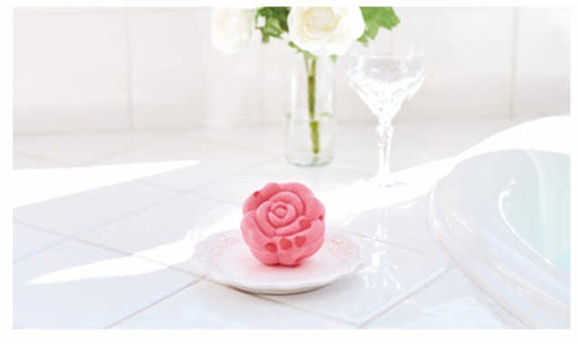 花びら溢れる入浴剤 Petal In Bath Fizz Rose ペタルインバスフィズ 6個セット ローズ クイーンレッド Bac 入浴剤 お風呂の通販はau Pay マーケット ナビッピドットコムオンラインショップ Au Pay マーケット店