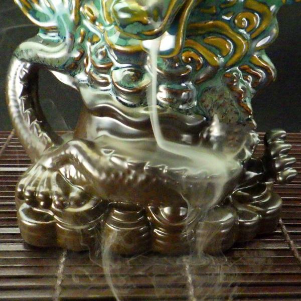 倒流香炉 香炉 龍 陶器 逆流香炉 お香セット お香アロマ お香 浄化 龍の置物 龍神 龍神様 風水置物 風水グッズ 風水インテリア 開運グッズ 風水 2026 (招財福煙青龍倒流香炉 倒流香付) 送料無料_10