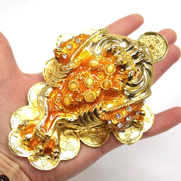 風水 カエルの置物 蛙置物 金色の置物 金運 金運アップグッズ 金運グッズ 風水グッズ 風水インテリア ラインストーン 開運グッズ 開運 運気アップ 2026 (ラインストーン招財三脚蛙) 送料無料_5