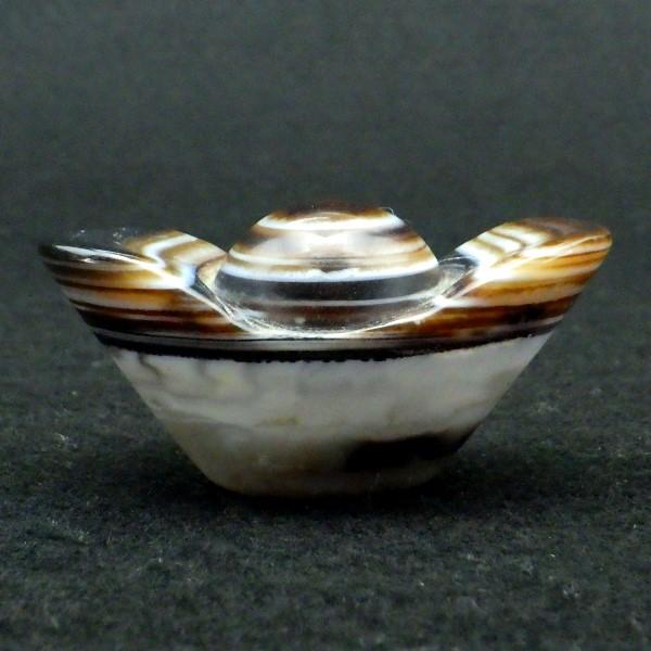 送料無料 パワーストーン 天然石 天眼石 元宝 a 現品限り 一点物 天然石彫刻 風水グッズ 元宝 風水 風水アイテム 飾り物 開運祈願 風水 2025