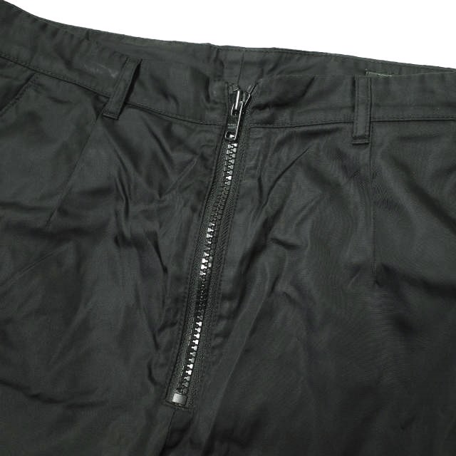 PRADA プラダ 19AW ジップデザイン ナイロンテーパードパンツ ACU1 2019 2716 SPH S192 I18 46 ブラック ボトムス_3
