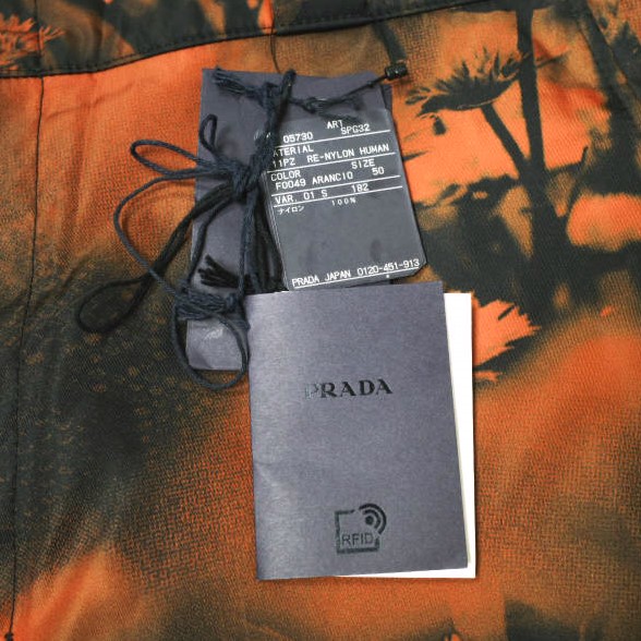 PRADA プラダ 22AW Re-Nylon Human Pantalone Shorts リナイロンバミューダショーツ SPG32 S182 11PZ 50 Orange トライアングルロゴ_2