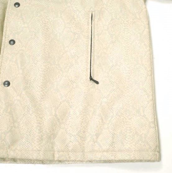 Needles ニードルス 20AW R.C.Sur Coat Faux Lthr Python リブカラーサーコート フェイクレザー パイソン柄 HM080 S Beige 中綿 ブルゾン