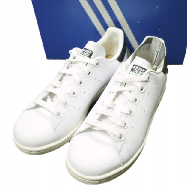 新品 adidas originals アディダス オリジナルス スウェットパンツ 黒 ブラック ジョガーパンツ 三つ葉 ロゴ 刺繍 【 O LL 】 adidas Originals⁄アディダスオリジナルス⁄Superstar Vintage | ROYAL