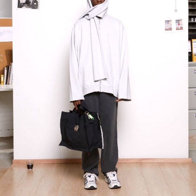 新品 CAMIEL FORTGENS カミエルフォートヘンス 24AW SCARF HOODIE スカーフ付き ジップアップパーカー CF.18.02.02.01 S 定価75,900円