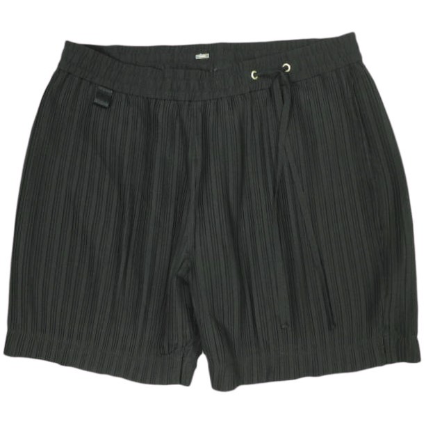 offline. オフライン 日本製 MOCHI プリーツイージーショーツ M BLACK ショートパンツ ボトムス