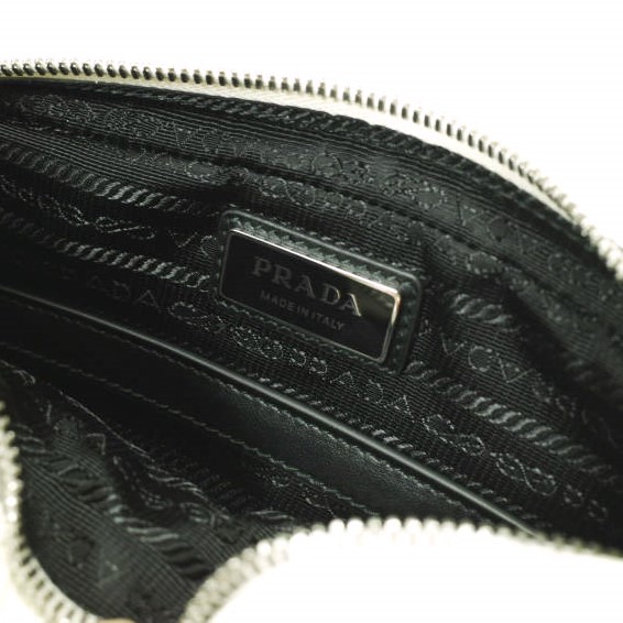 新品 PRADA プラダ イタリア製 サフィアーノレザー ショルダーバッグ
