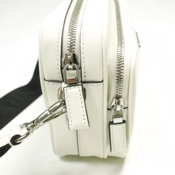 新品 PRADA プラダ イタリア製 サフィアーノレザー ショルダーバッグ