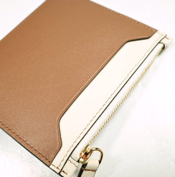 新品 MARNI マルニ 25SS イタリア製 TRUNKAROO CARD HOLDER レザー 
