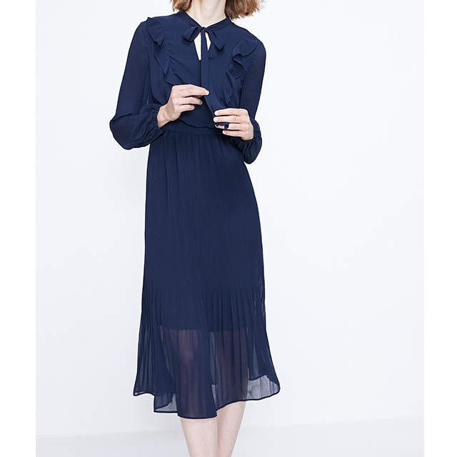 シャツワンピース ロング丈 長袖 大人かわいい 肩フリル ワンピース Vネック ボウタイ 無地 フレア プリーツ 透け きれいめの通販はau Pay マーケット Prism One Au Pay マーケット店