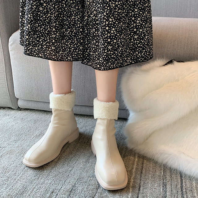 冬靴 レディース 冬新作 ブーツ レディース ショート ブーティー アンクル丈 歩きやすい ローヒール 黒 大きいサイズ 大人可愛い もこもの通販はau Pay マーケット Prism One Au Pay マーケット店