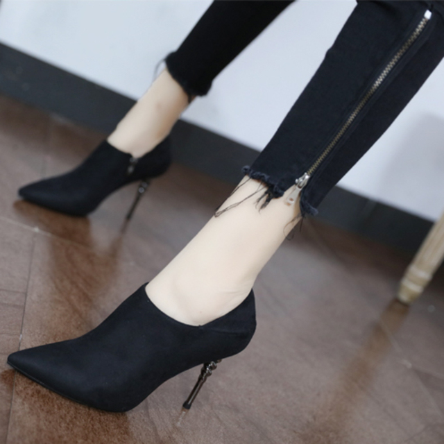 冬靴 レディース ブーツ ブーティ レディース 靴 シューズ ブーツ Vライン スウェード シンプル ヒール ショートブーツ 美脚 大人可愛い の通販はau Pay マーケット Prism One Au Pay マーケット店