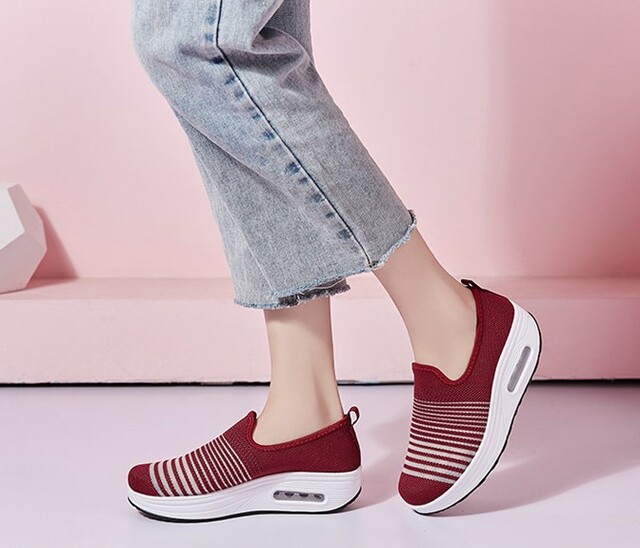 ぽっきりsale対象 スリッポン レディース スニーカー おしゃれ かわいい スリッポン 厚底 厚底 スニーカー レディース 疲れない ランニング シューズ 無地 国内正規品 限定 Www Endocenter Com Ua