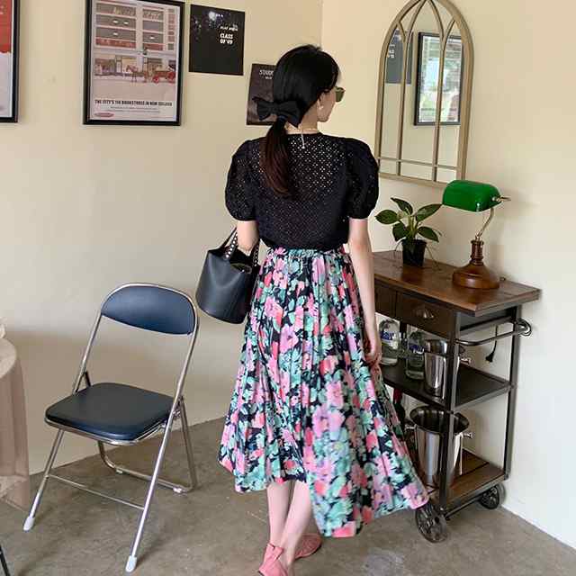 花柄 プリーツ ロングスカート レディース ロングスカート 柄 大柄 ウエストゴム 大人可愛い フェミニン 春夏 レトロ 黒の通販はau Pay マーケット Prism One Au Pay マーケット店 花柄 プリーツ ロングスカート レディース ロングスカート 柄 大柄 ウエストゴム 大人可愛い フェミニン 春夏 レトロ 黒の通販はau Pay マーケット Prism One Au Pay マーケット店