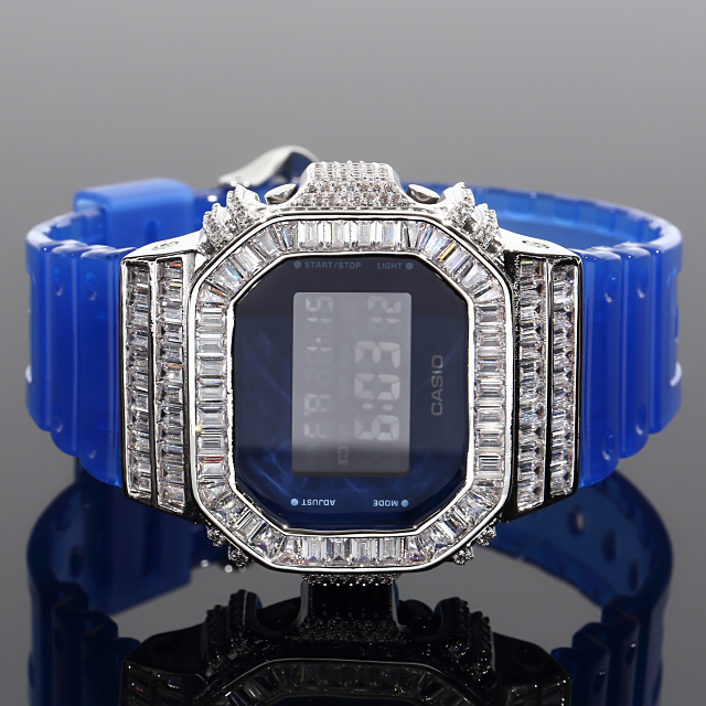 最適な価格 G-SHOCK バゲットCZカスタム DW5600 ホワイト CZダイヤ - 腕時計(デジタル)