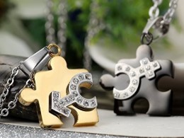ネックレス ペア アクセサリー カップル パズル お揃い 記念日 誕生日 プレゼントの通販はau Pay マーケット Magokoro