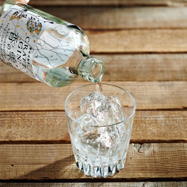 養命酒 CRAFT GIN 香の雫 40% 700ml × 2ケース / 12本 40度 クラフトジン クロモジ ドライ 新生活 入学祝い 卒業祝い 就職祝い 進学祝い_4