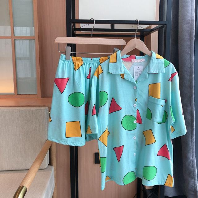 かわいい クレヨンしんちゃん 風 パジャマ 半袖 短パン ルームウェア ｔシャツ サイズは4種類 レディース 寝間着の通販はau Pay マーケット 美ハーバー