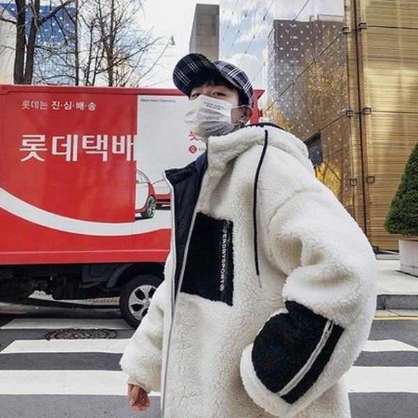 ボアブルゾン メンズ アウター ボアコート ボアジャケット 切り替え フード付き 暖か ジップアップ ファスナー 保温 英文字の通販はau Pay マーケット エイトナイト